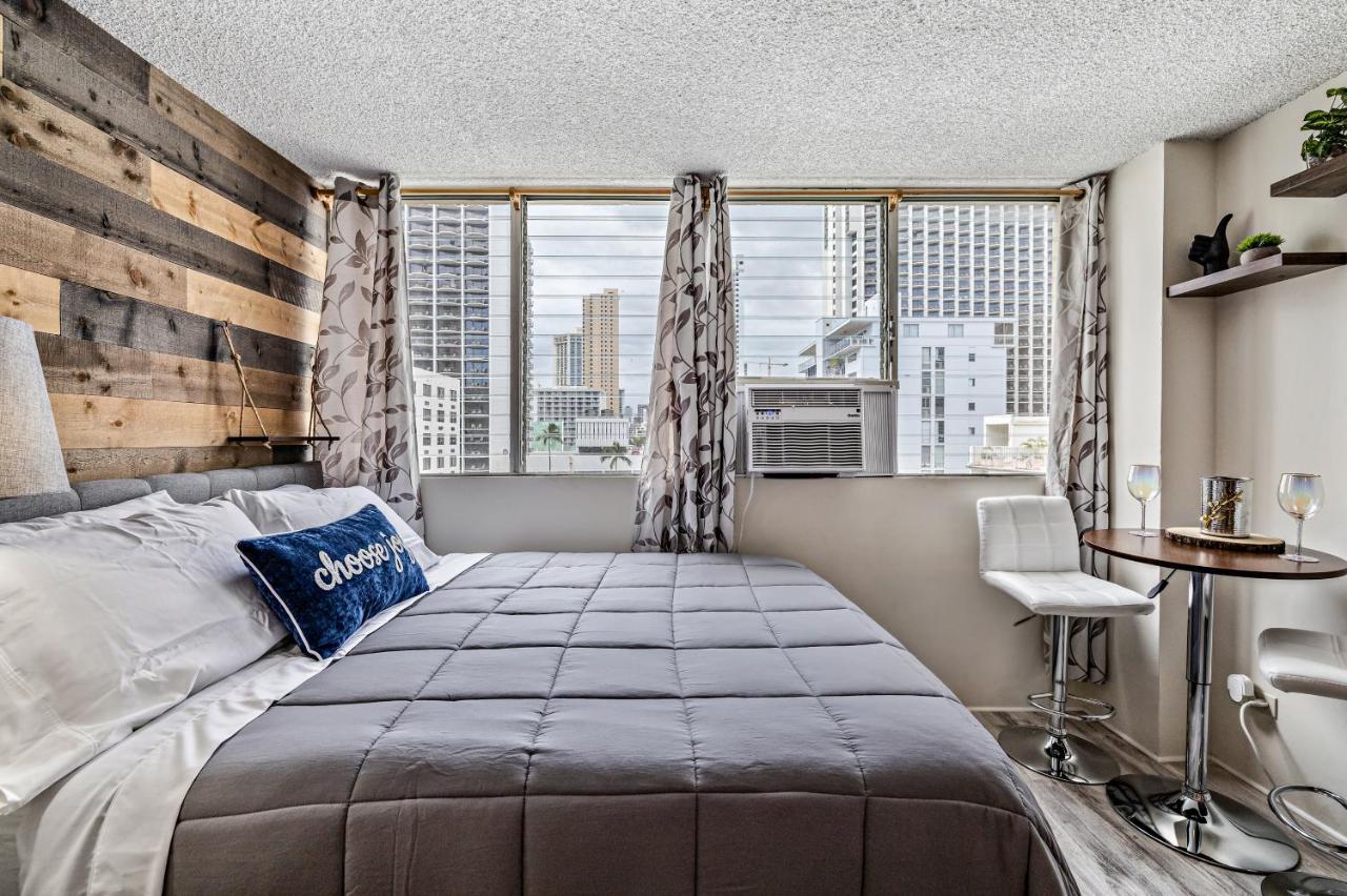 Modern Waikiki Condo Perfect For Beach Getaway! Honolulu Esterno foto