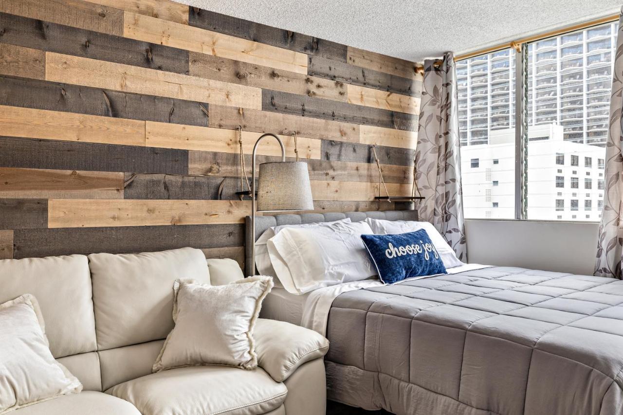 Modern Waikiki Condo Perfect For Beach Getaway! Honolulu Esterno foto